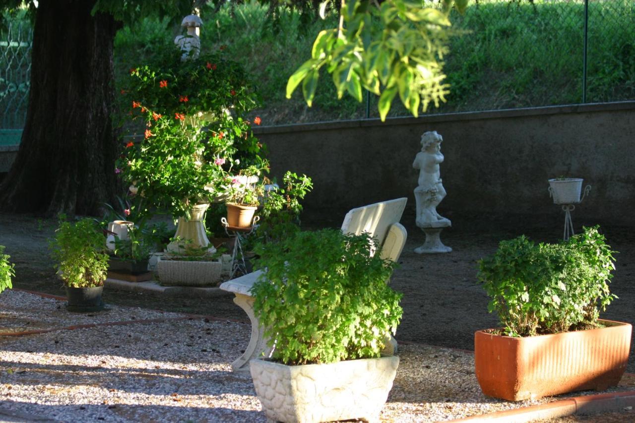 Villa Lilli 2 Ferrara Eksteriør billede